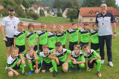 KNK mlajši cicibani in trenerja Gregor in Boštjan